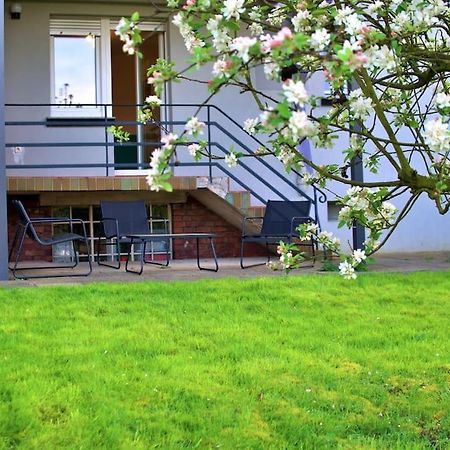 Garten-Blick-Baldeneysee Apartamento Essen Exterior foto